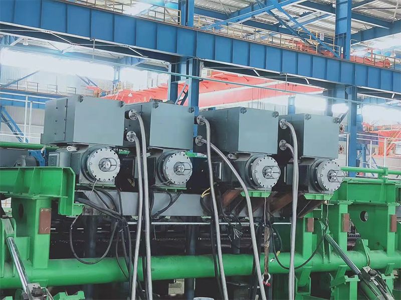 _0004_YJP Motores CA para M&aacute;quina de Pl&aacute;stico 2